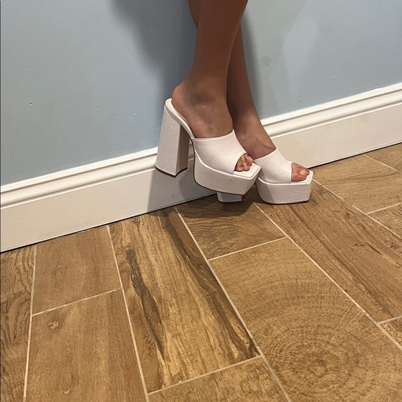 Liliana White Platform Sandals - Picture 2 of 3